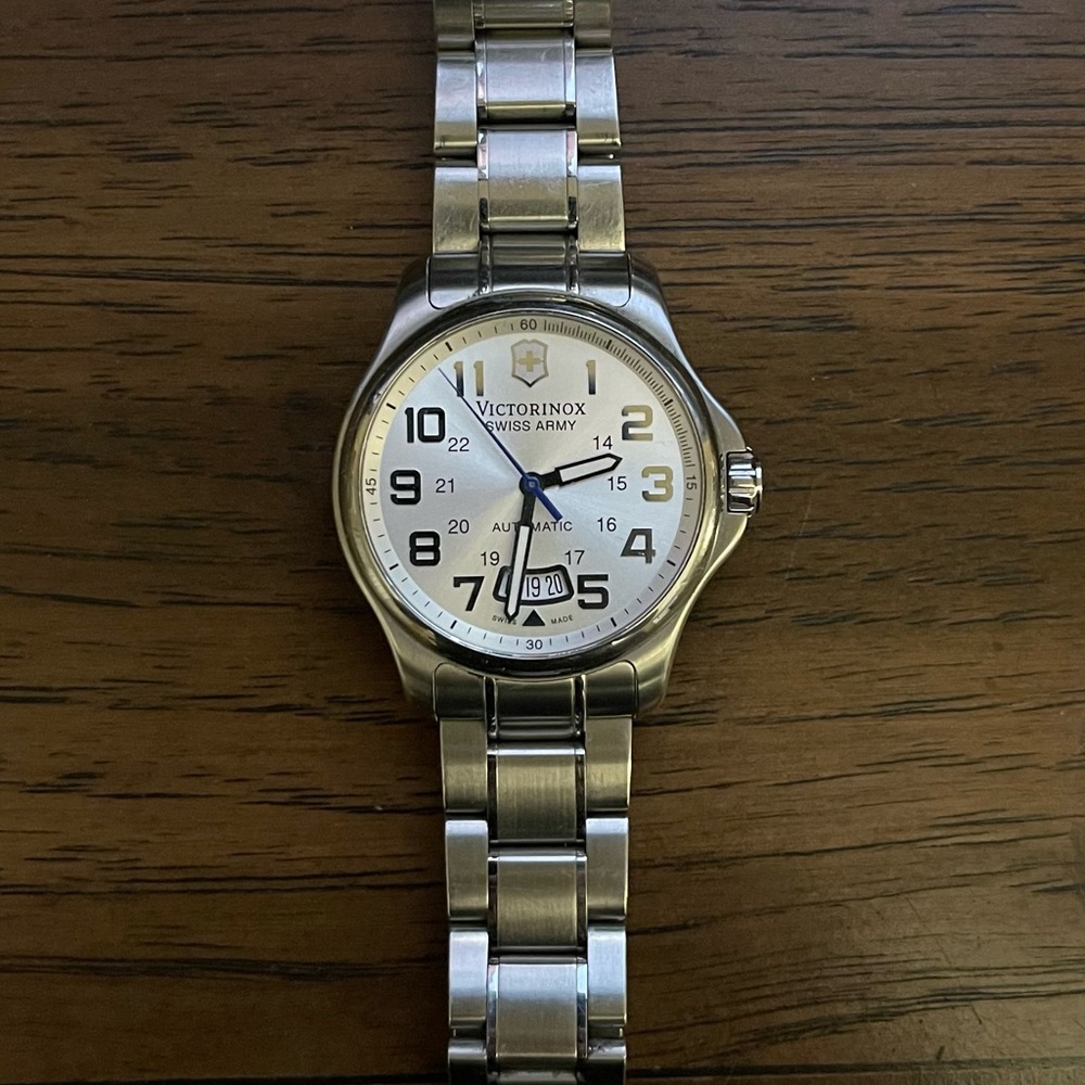 Victorinox Swiss Army Watch Automatic 38.7 Case Size